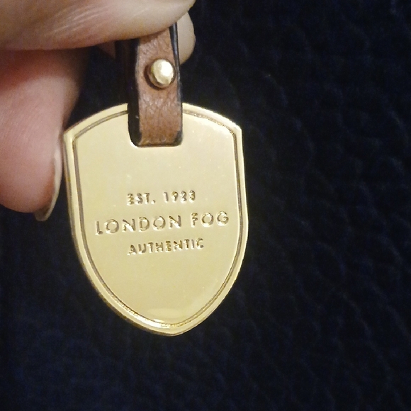 London Fog Black and Brown Shoulder Bag - Picture 2 of 5